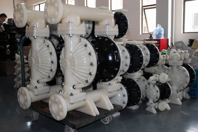 Air Operated Pump with Double Diaphragm for High Viscosity Medium